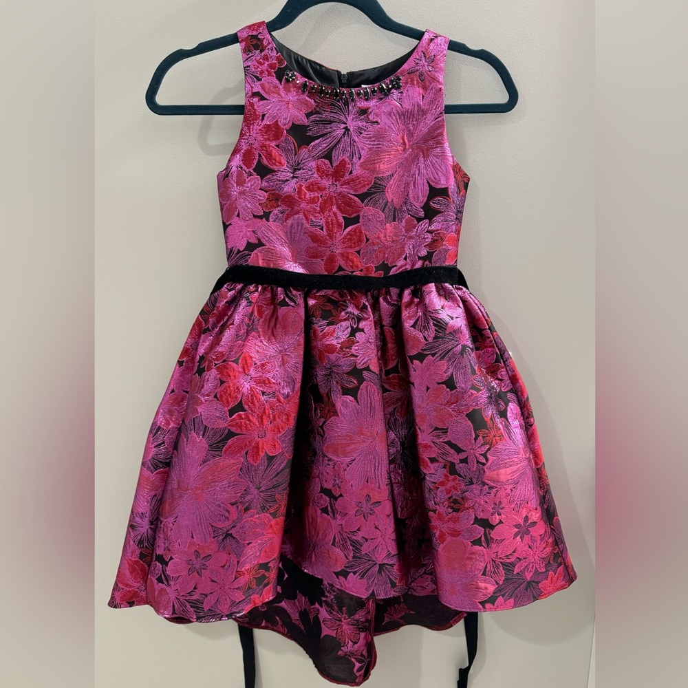 Excellent condition!! Rare Editions Pink Metallic Hi/Low Party Dress - Size 8